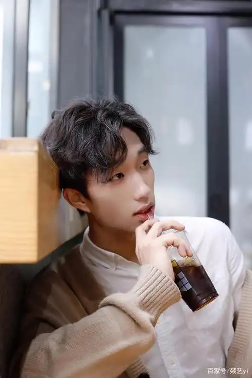 转音大神永力元搭档新锐创作人权世元带来《stuck at home》