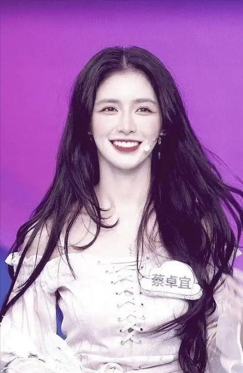 笑起来有月牙眼的女明星我只服这4位这才是少女的样子