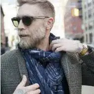 安静的大叔微信头像男_微信头像图片大全