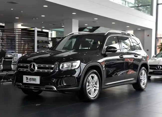 时尚豪华7座suv小哥带你看奔驰glb