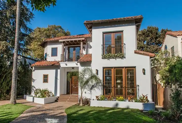 自建房外墙装修,外墙漆瓷砖喷砂石材真石漆,价格和优缺点