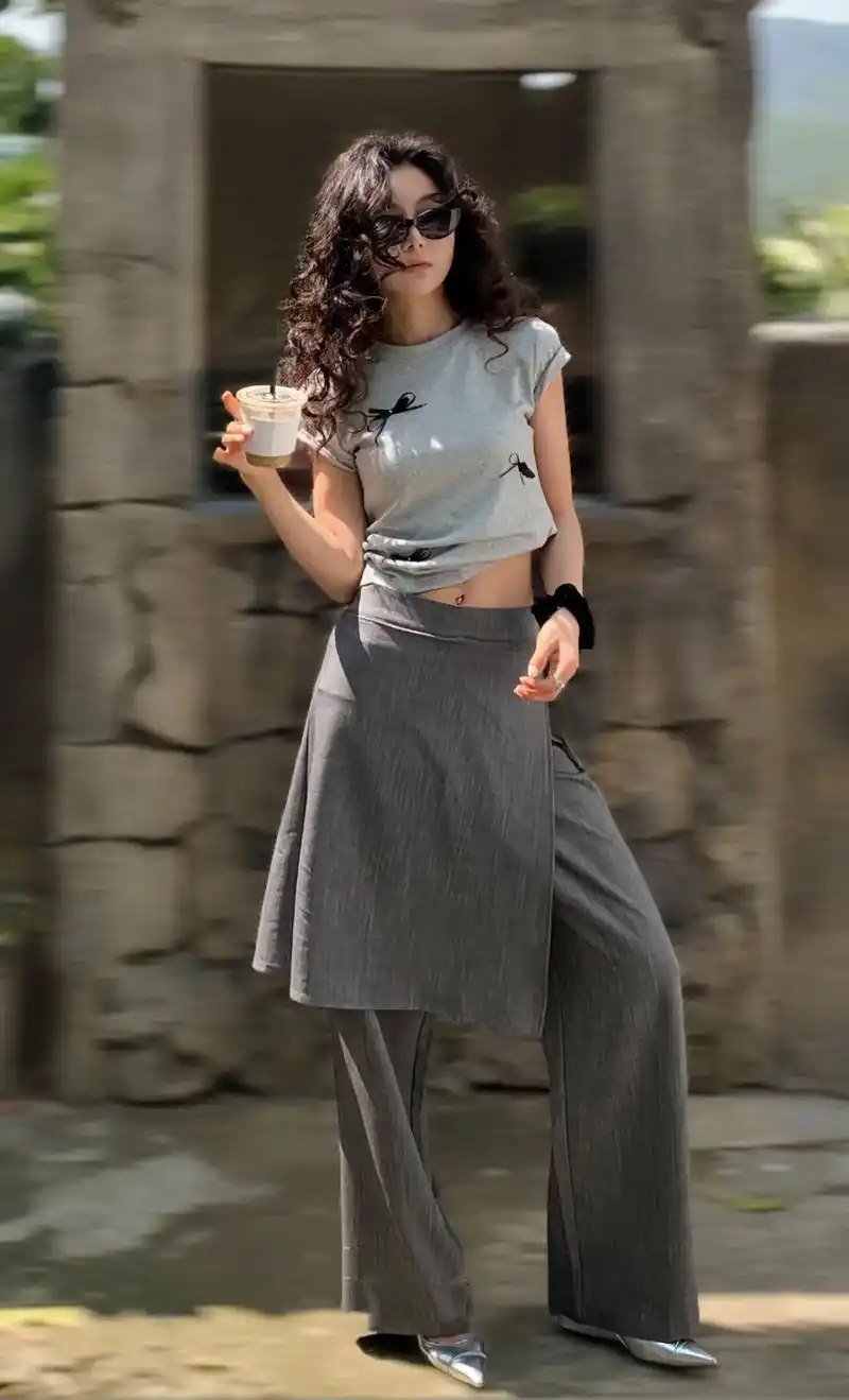 春夏酷辣时尚设计感穿搭~姐妹们,格雷系个性高级感时尚穿搭,灰 - 抖音