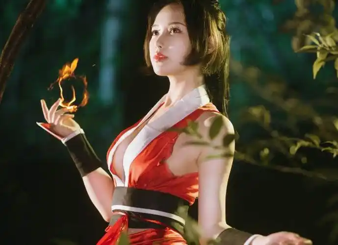 不知火舞cos的一组照片