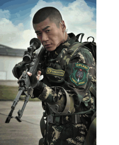 我是特种兵男主雷战徐佳近照硬汉都有一颗少女心