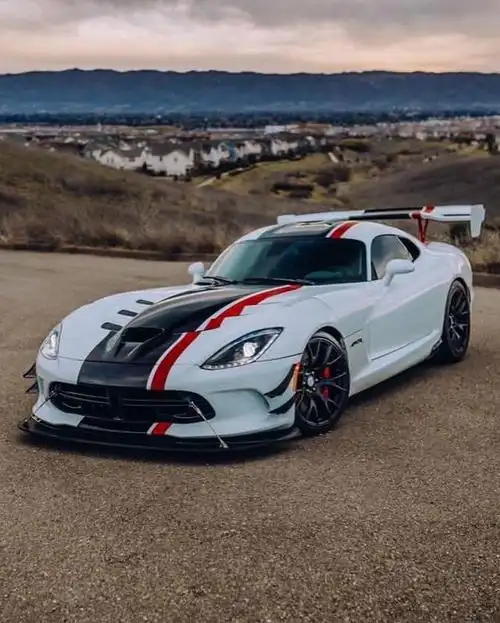 "人见人爱"的道奇蝰蛇 acr