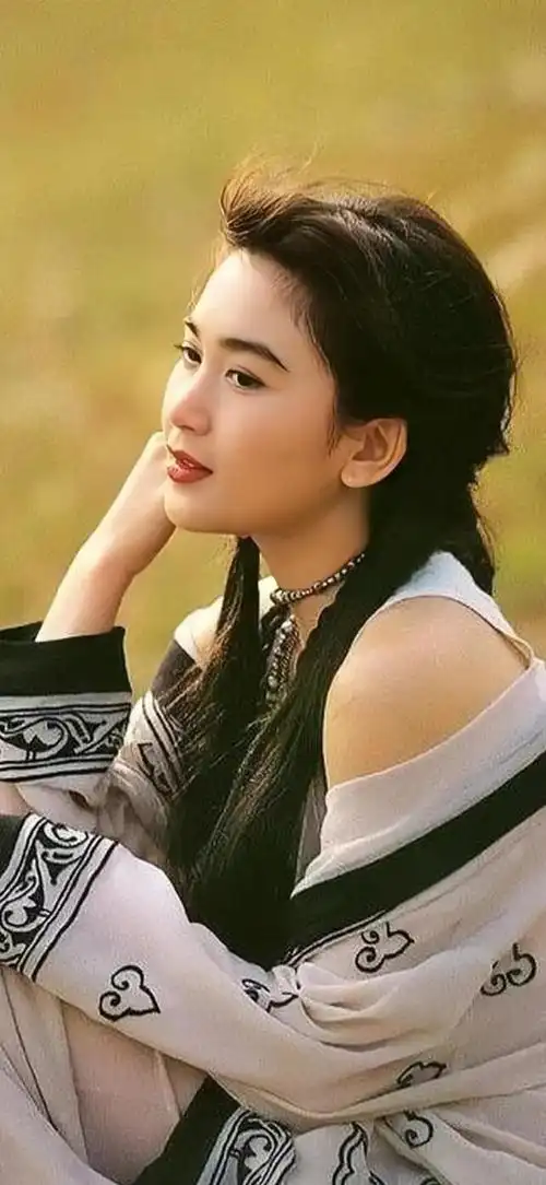 温碧霞怀旧照片8_网易订阅