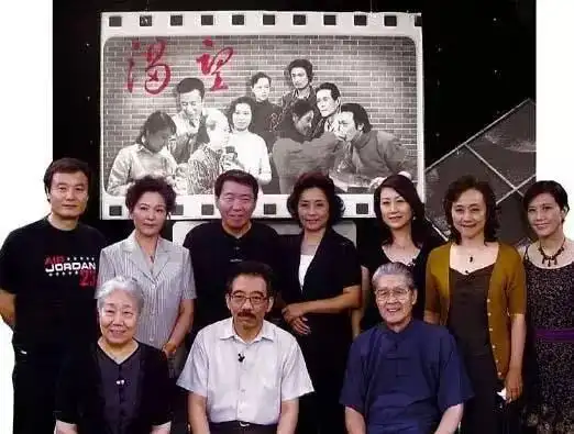 眨眼20多年过去了,回想起《渴望》还是很让人感慨真是一部好电视剧呀.