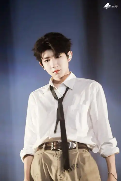 0之神级侧颜  @tfboys-王源