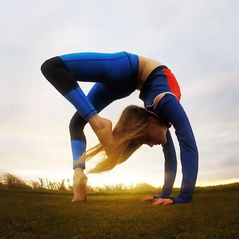 怎样才能练好瑜伽中的高难度体式?