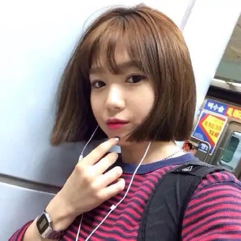 女生短发正面伤感头像女生 女生头像图片大全 -【爱个性】