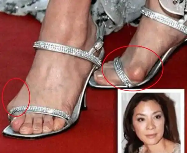 她就是杨紫琼,是华人好莱坞的演员,早年的时候拍了很多武打戏,现在她