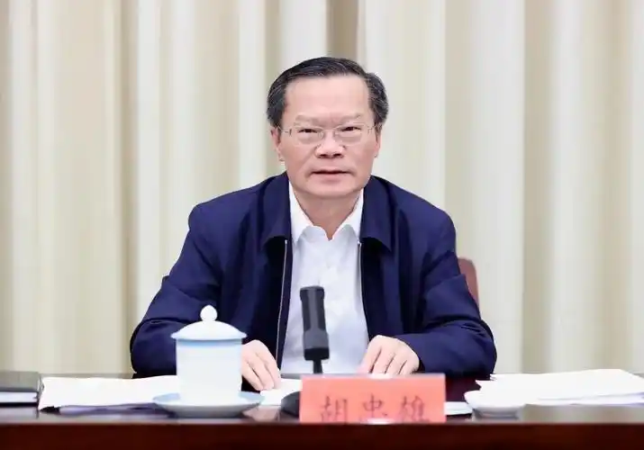 胡忠雄推动现代物流产业提质升级为贵阳贵安高质量发展提供有力支撑