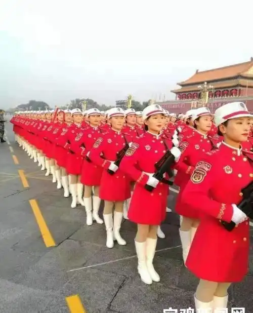 惊艳世界的女民兵方阵,有一名来自咱陇县的姑娘_网易订阅