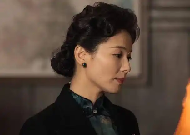 从靳东到张译这些被批为戏混子的明星躺平日子到头了