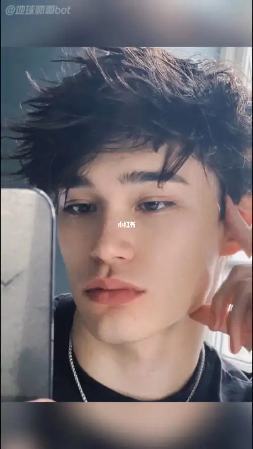 不允许有人错过alex最后那个吻中德混血