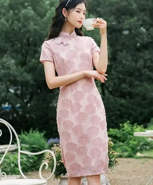 今夏流行一种裙子叫"旗袍裙",自带复古滤镜,美得惊艳时光!