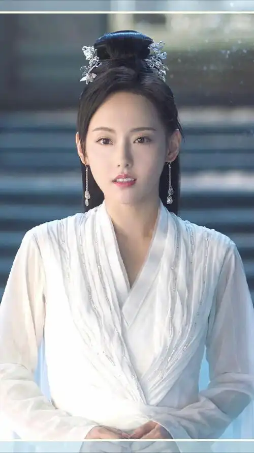 千古玦尘芜浣张嘉倪