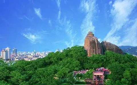 哪里有好吃的东西,晚上8点到的塔头,塔头附近有没有什么可以进行的