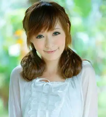 大脸的女生适合扎什么马尾 大脸妹怎么扎马尾