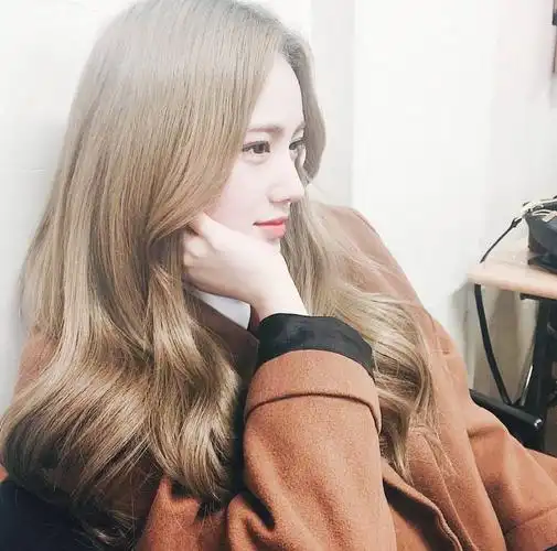 淤牙分享#头像 女头 女生头像 高清女头 高清头像 韩国高中生 金有彬