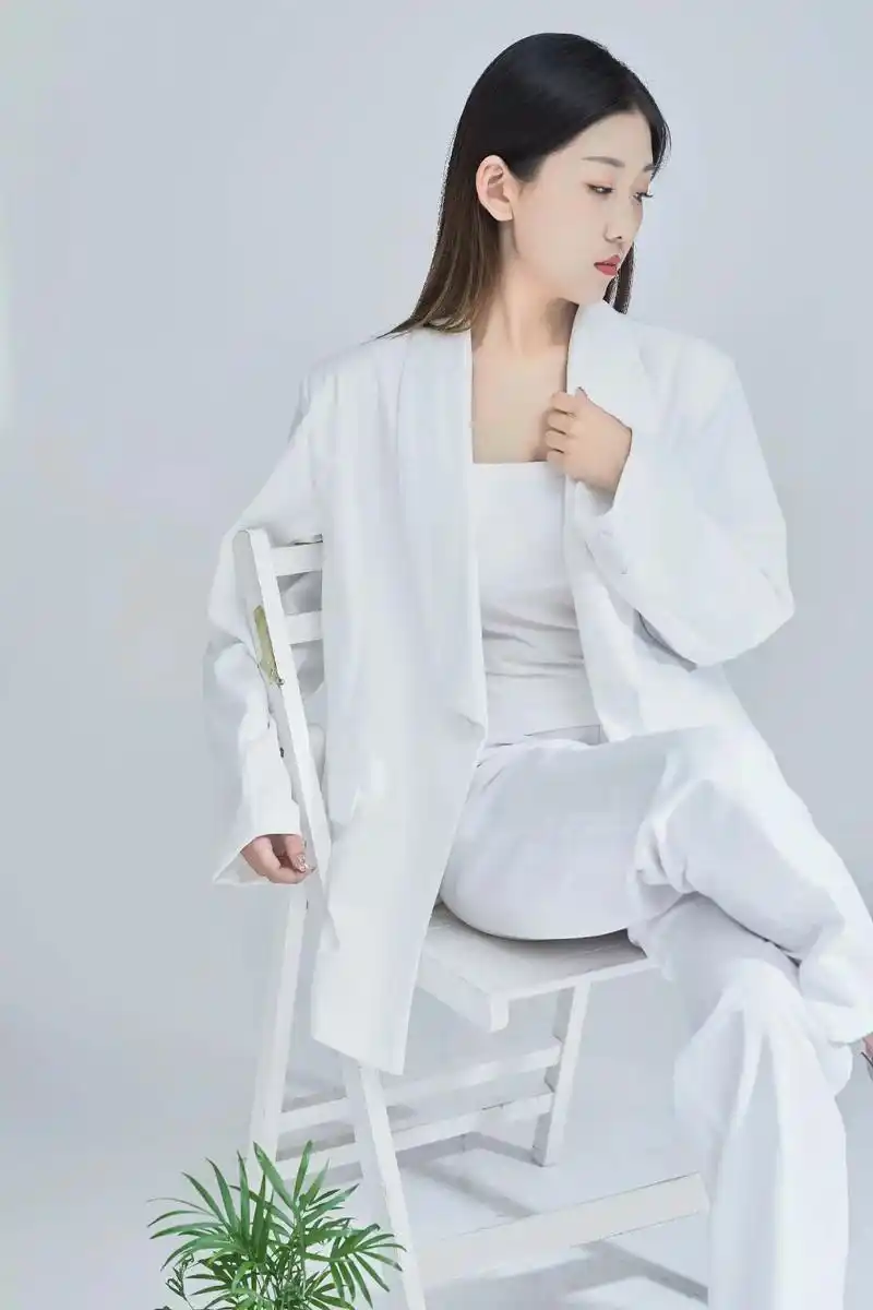 一组气质美女写真#客片分享 #个人写真 #美照来一波  - 抖音