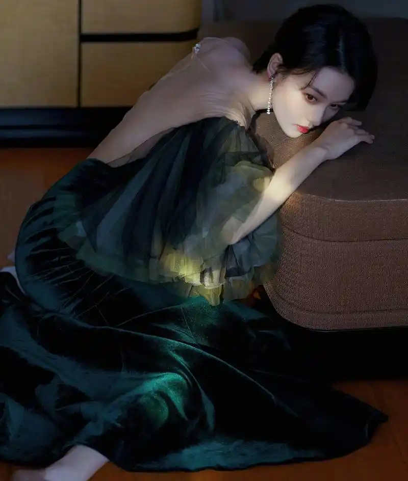 女明星张馨予写真