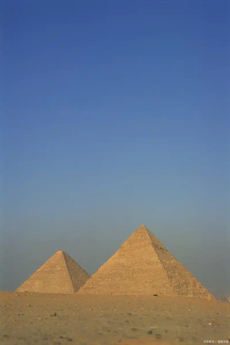 揭秘埃及金字塔:穿越时空的神奇之塔