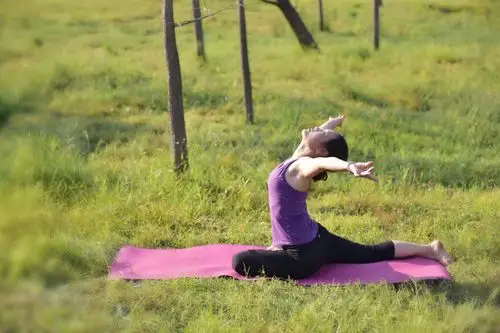 遇见瑜伽,体会快乐 (2017-10-08)