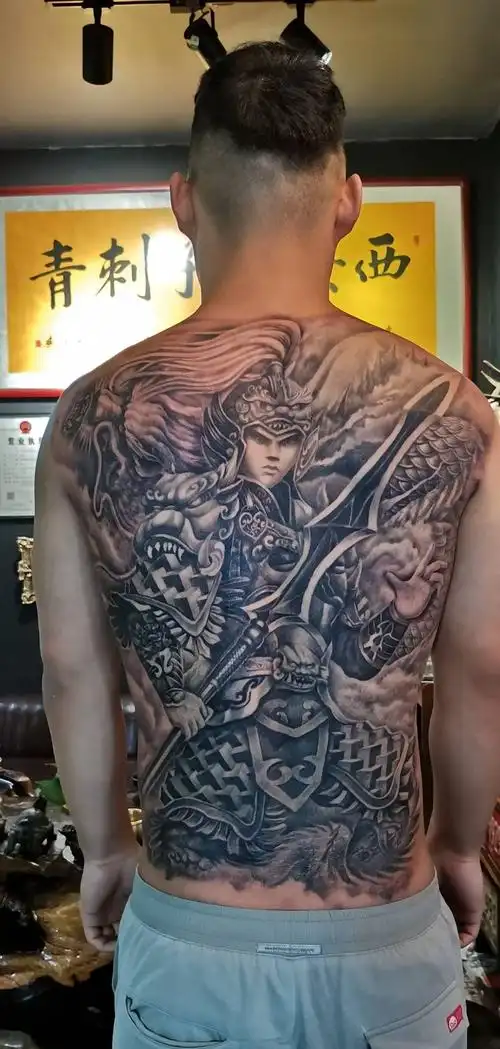 赵子龙满背纹身图片背部赵子龙纹身图案