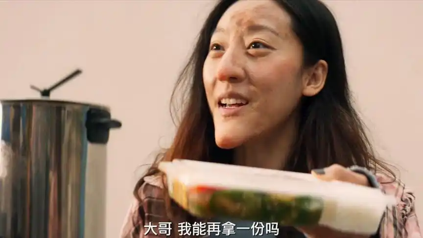 新喜剧之王:鄂靖文的成功绝非偶然,为了盒饭跑龙套真的难