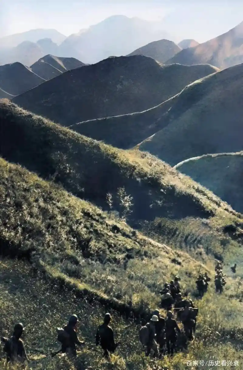 一组抗日战争时期日军在华北行军的真实照片