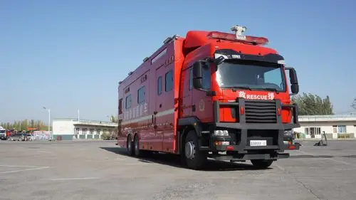 汕德卡6x4 12米应急救援指挥消防车外观