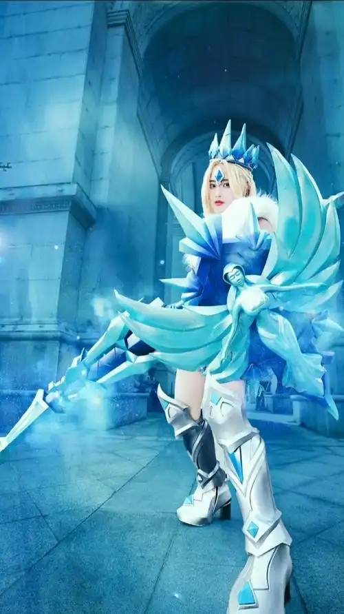 冰冠公主二次元壁纸#雅典娜冰冠公主#王者荣耀cos二次元cos#cosplay
