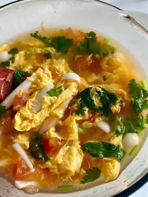 西红柿白玉菇蛋汤