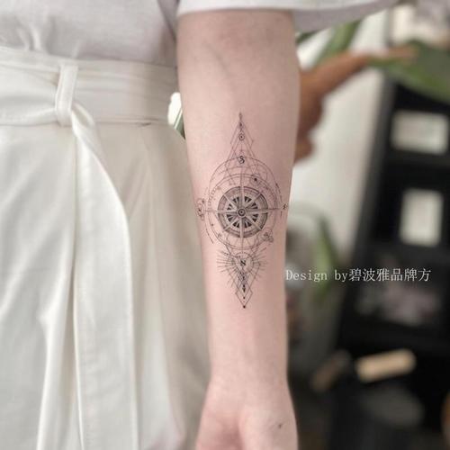 暗黑系纹身贴防水女持久潮酷个性仿真指南针手臂图案贴纸包邮