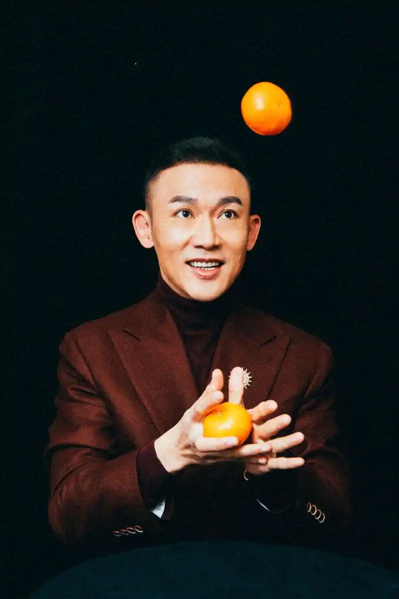 冬至快乐!欢娱影视演员聂远今日发布最新写真大片.