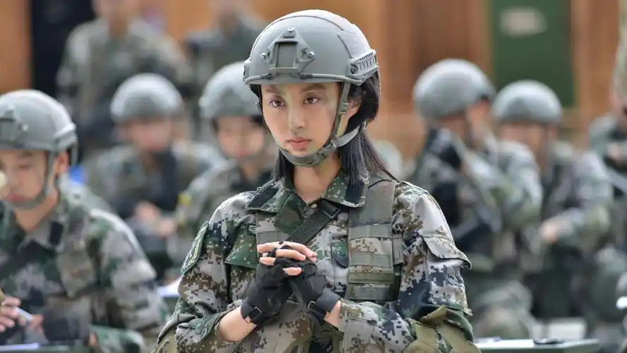 《我是特种兵之火凤凰》高清桌面壁纸