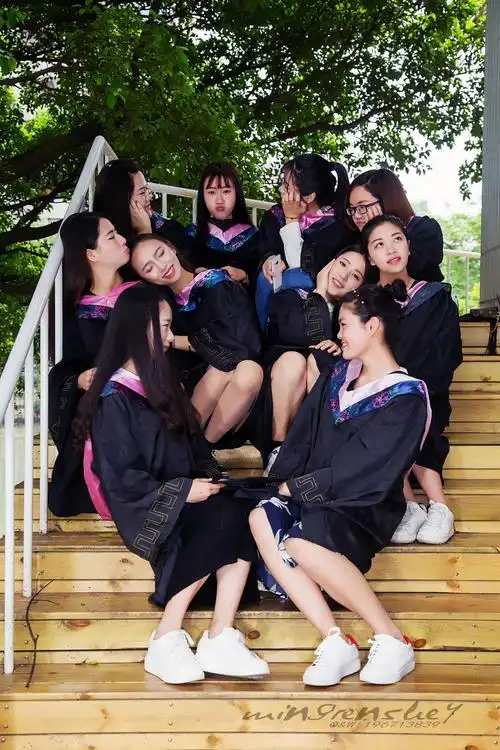 【图片8】毕业季的温州女大学生--蜂鸟论坛照片套图