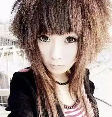 非主流女生发型图片大全(盘点那些年非主流时代的流行元素) | 说明书