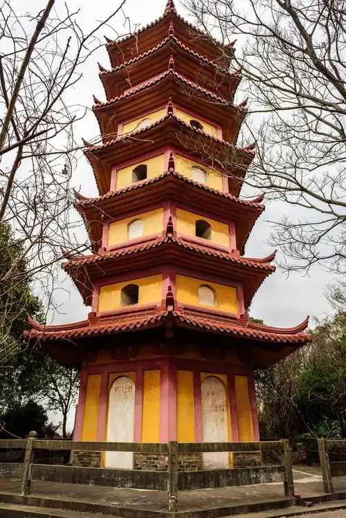 常熟殿山聚福塔