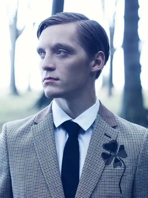 德国男演员然后,这些具有典型日耳曼长相的男演员们几乎都免不了要被