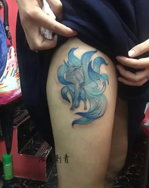 九尾狐纹身图片