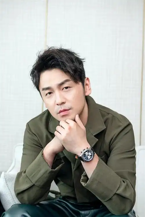 回顾演员雷佳音:我这辈子得意的事情,就是和丈母娘处得像姐弟