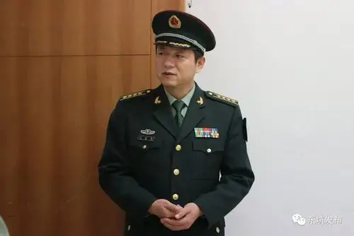 市征兵办到东坑检查征兵工作进展情况