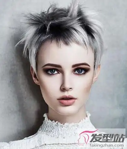 女生前长后短发型个性清爽层次感强