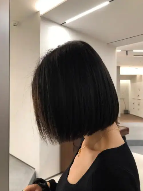 最近的短发合集深圳美发深圳烫发染发