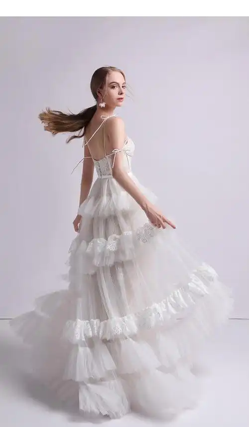 抹胸婚纱礼服2021新款性感露背修身显瘦吊带拖尾婚纱