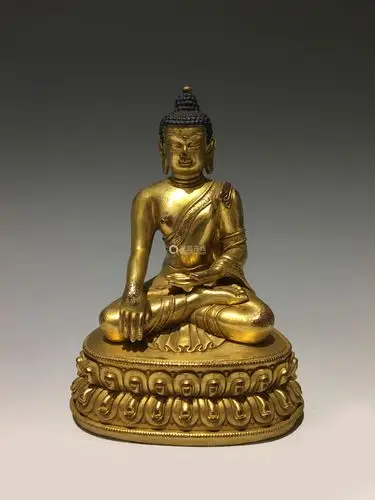 明代铜鎏金释迦摩尼坐佛