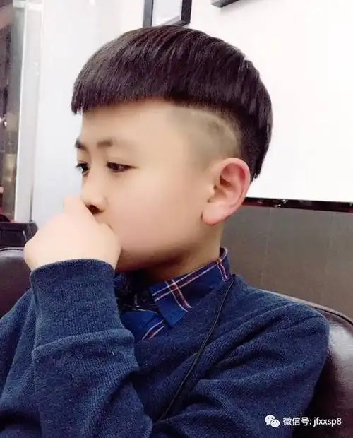 2018流行"小帅哥发型"