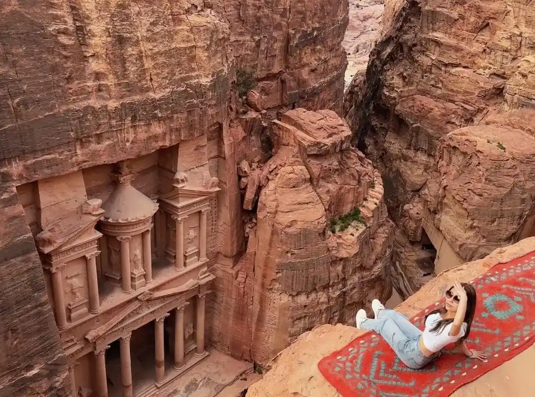 约旦🇯🇴 佩特拉古城世界新七大奇迹.今天是我第一次看到这 - 抖